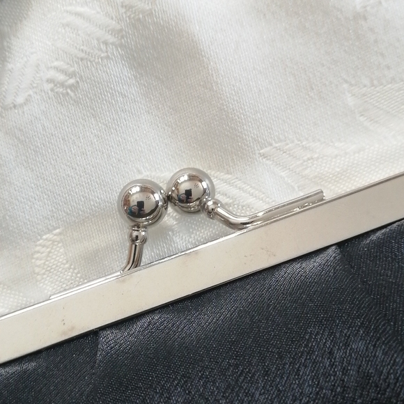 NWOT, black clutch with pink piping and silver colored chain shoulder strap - Picture 4 of 10